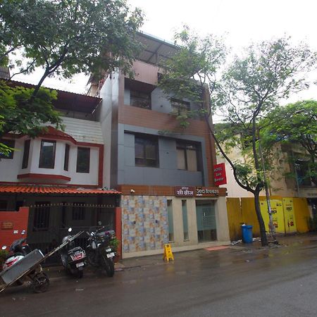 Hotel Sea Breeze Mumbai Exterior photo