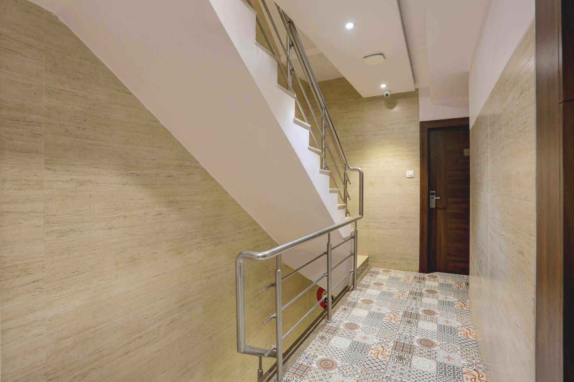 Hotel Sea Breeze Mumbai Exterior photo