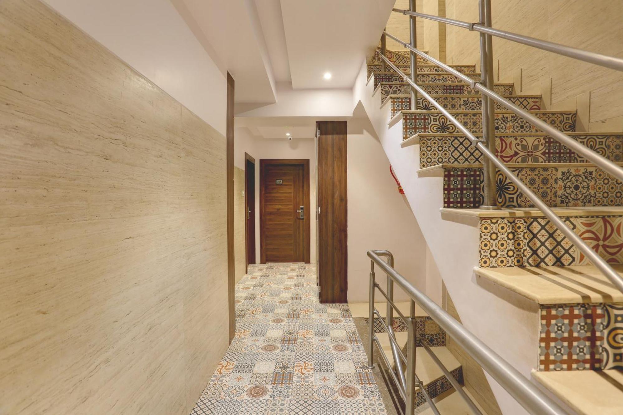 Hotel Sea Breeze Mumbai Exterior photo